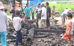 30 lít xăng đổ bếp lửa, gian hàng tạp hóa cháy rụi