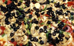 Cướp ngân hàng rồi đi ăn pizza 