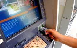 Dùng thẻ ATM giả rút hơn 50 triệu đồng