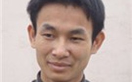 Nữ công nhân bị kẻ si tình tẩm xăng đốt