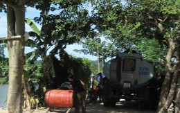 Hoài nghi mẫu xăng từ 'xe bồn rút ruột' đạt chất lượng 