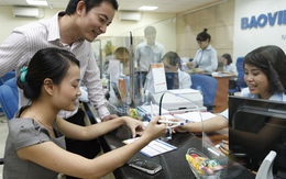 Mượn tiền ngân hàng thưởng Tết nhân viên 