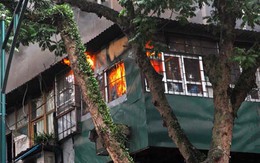 Điểm tin sáng: Cháy nhà ngay sát cây xăng tại Hà Nội