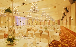 Những kiểu đón Tết ‘sặc mùi’... đại gia