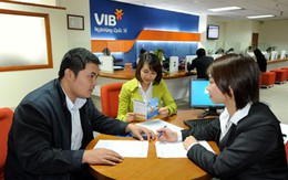 Lãi suất giảm, ngân hàng cạnh tranh bằng dịch vụ