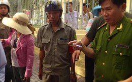 Đầu tư vàng thua lỗ, khách 'vây' ngân hàng