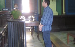 Cầm hơn 2 tỷ của sếp, tài xế "nướng" hết cho sòng bạc
