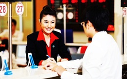 Đến lượt các ngân hàng cổ phần ra 'đòn hiểm'