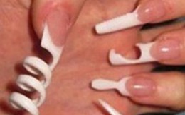 Móng tay kỳ dị, vịt diễn thời trang 