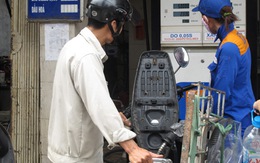 Xăng dầu lãi lớn: Leo giá cao, chi hoa hồng lớn