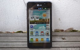 Mở hộp smartphone LG 3D không cần kính thế hệ mới