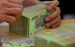 Tháng 6 nhạy cảm: Ồn ào soi ngân hàng sáp nhập