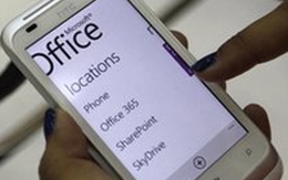 Lạm dụng smartphone ảnh hưởng xấu tới sức khỏe