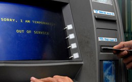 Đại gia thẻ hoãn thu phí nội mạng ATM