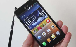 Smartphone 4 nhân của LG bán ở Singapore tuần này