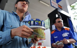 Nhắc doanh nghiệp kiên nhẫn khi tăng giá xăng dầu