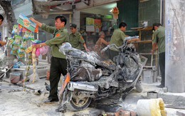 Hút thuốc khi đổ xăng, xe Majesty cháy rụi