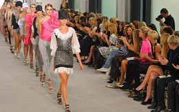 'Cuộc chiến dài kỳ' trên hàng ghế VIP tại tuần thời trang