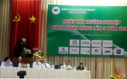 'Cửa việc làm cho sinh viên ngân hàng vẫn rộng'