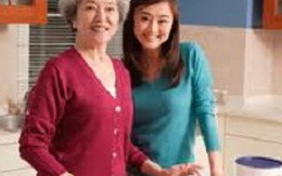 Phát khóc vì mẹ chồng cổ hủ 