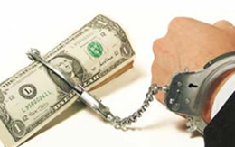 Lừa 15,2 tỉ đồng, giám đốc ngân hàng lãnh án chung thân