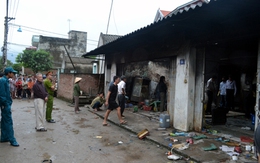 Hà Nội: Kinh hoàng vụ người đàn ông đổ xăng tự thiêu