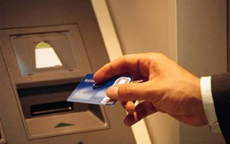 Rút trộm tiền từ thẻ ATM của chánh án