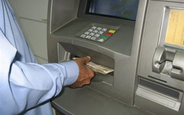 'Chiêu' móc tiền mới từ ATM tại Việt Nam