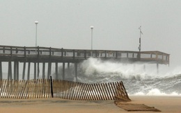 Video: Mỹ rối loạn vì siêu bão Sandy