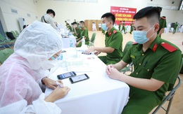 Gần 1.000 cán bộ, chiến sĩ, học viên Công an lên đường chi viện cho miền Nam chống dịch Covid-19