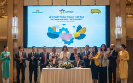 Vietnam Airlines hợp tác cùng VietHarvest quyên góp suất ăn hàng không
