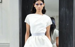 Đắt hàng thời trang, bà Beck được yêu cầu "thiết kế lại" mẫu cũ