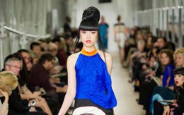 Cô gái Việt gây chấn động làng thời trang Anh