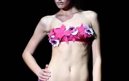 BST bikini độc đáo tại tuần lễ thời trang Madrid