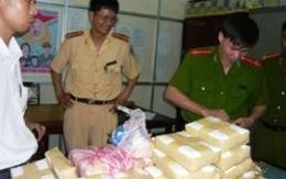 Bắt 1,304 kg heroin tại sân bay Tân Sơn Nhất