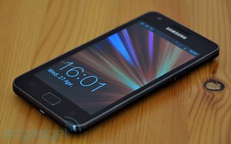 5 smartphone có thời lượng pin tốt nhất năm 2011