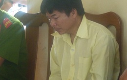 Vác bịch xăng về châm lửa đốt chết mẹ