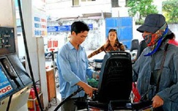 Giá xăng nhập khẩu tiếp tục giảm