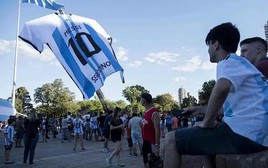 Nhiều trường hợp thiệt mạng do 'đi bão' mừng chiến thắng của tuyển Argentina