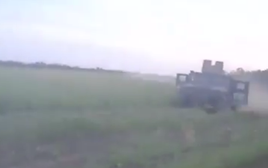 Video lính đánh thuê nước ngoài đối mặt với xe tăng Nga