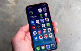 "30 tuổi, tôi mới mua chiếc iPhone đầu tiên trong đời": Thay vì hạnh phúc, cuộc đời tôi bị hủy hoại vì nó