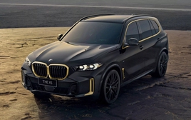 BMW X5 bản giới hạn với nhiều chi tiết mạ vàng