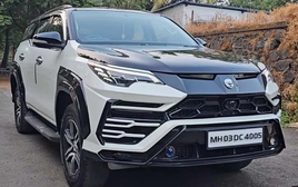 Toyota Fortuner độ theo phong cách siêu SUV Lamborghini Urus