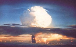 Vụ thử bom hạt nhân làm bốc hơi cả một hòn đảo diễn ra như thế nào?