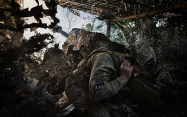 Vết nứt nhỏ trong phòng tuyến Ukraine mở đường cho Nga đánh nhanh thắng gọn