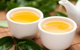 Uống trà xanh sai thời điểm ảnh hưởng đến sức khoẻ thế nào?