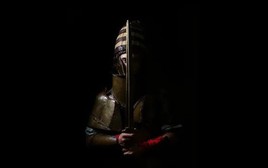 Kì diệu áo giáp cổ đại có thể bảo vệ người lính suốt 11 giờ như thế nào?