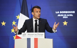 Tổng thống Pháp nêu 2 điều kiện để triển khai quân tới Ukraine