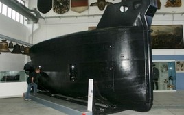 Cận cảnh tàu ngầm cổ nhất còn tồn tại trên thế giới