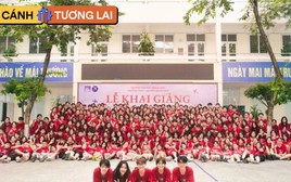 Một quận ở Hà Nội có trường THPT công lập điểm chuẩn top 1, thêm 3 trường chuyên đầu vào cao chót vót, là mơ ước của phụ huynh, học sinh Thủ đô